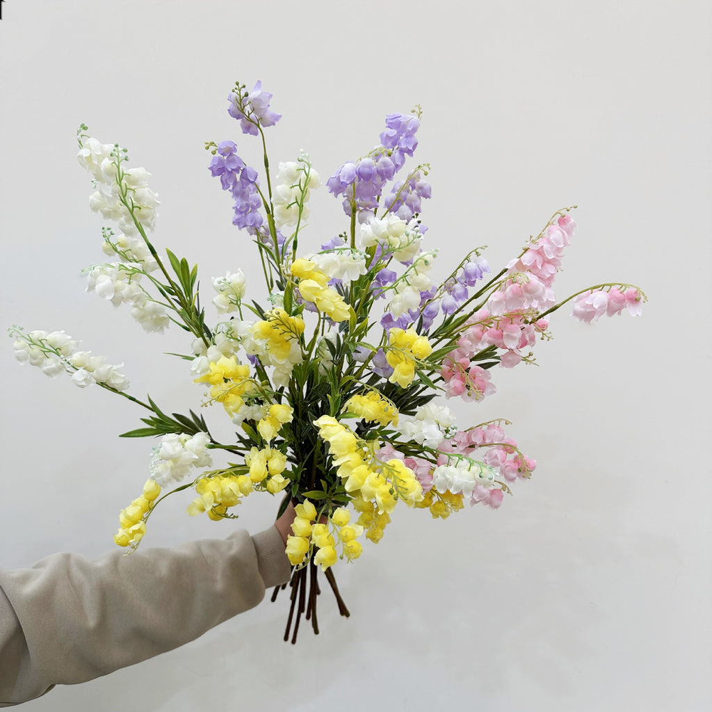 Artificial Flowers High-Quality Lily of the Valley Flowers INS Style Spring and Summer Dining Table Decoration Tabletop Ornament Room Home Decoration Wedding Engagement Birthday Graduation Celebration Festival Event Party Scene Decoration