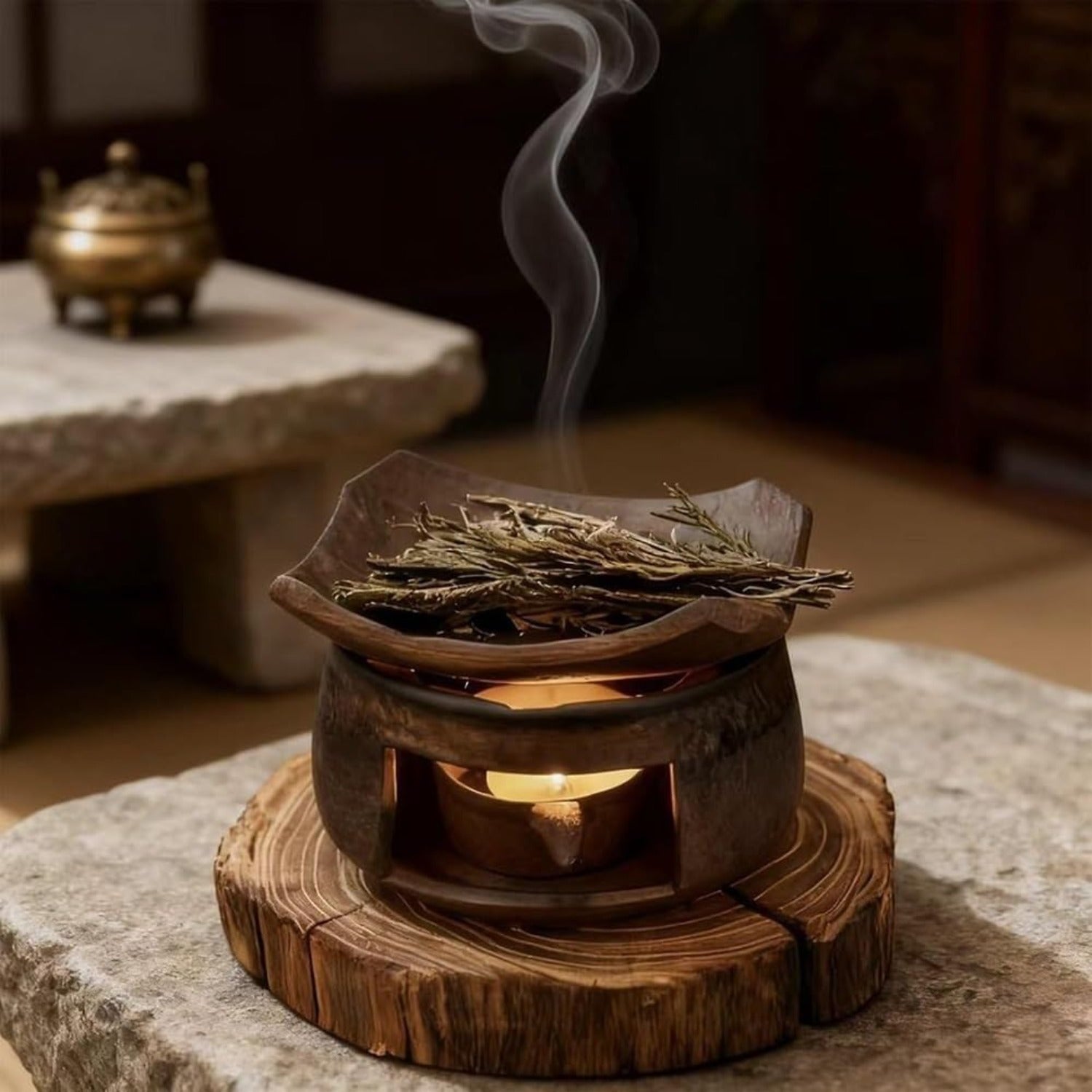 Handcrafted Ceramic Oil Burner Featuring a Tealight, Perfect for Melting Candle Wax And Enhancing Your for Home Or Bedroom with Soothing Aromas. Ideal for Meditation And Relaxation Gifts