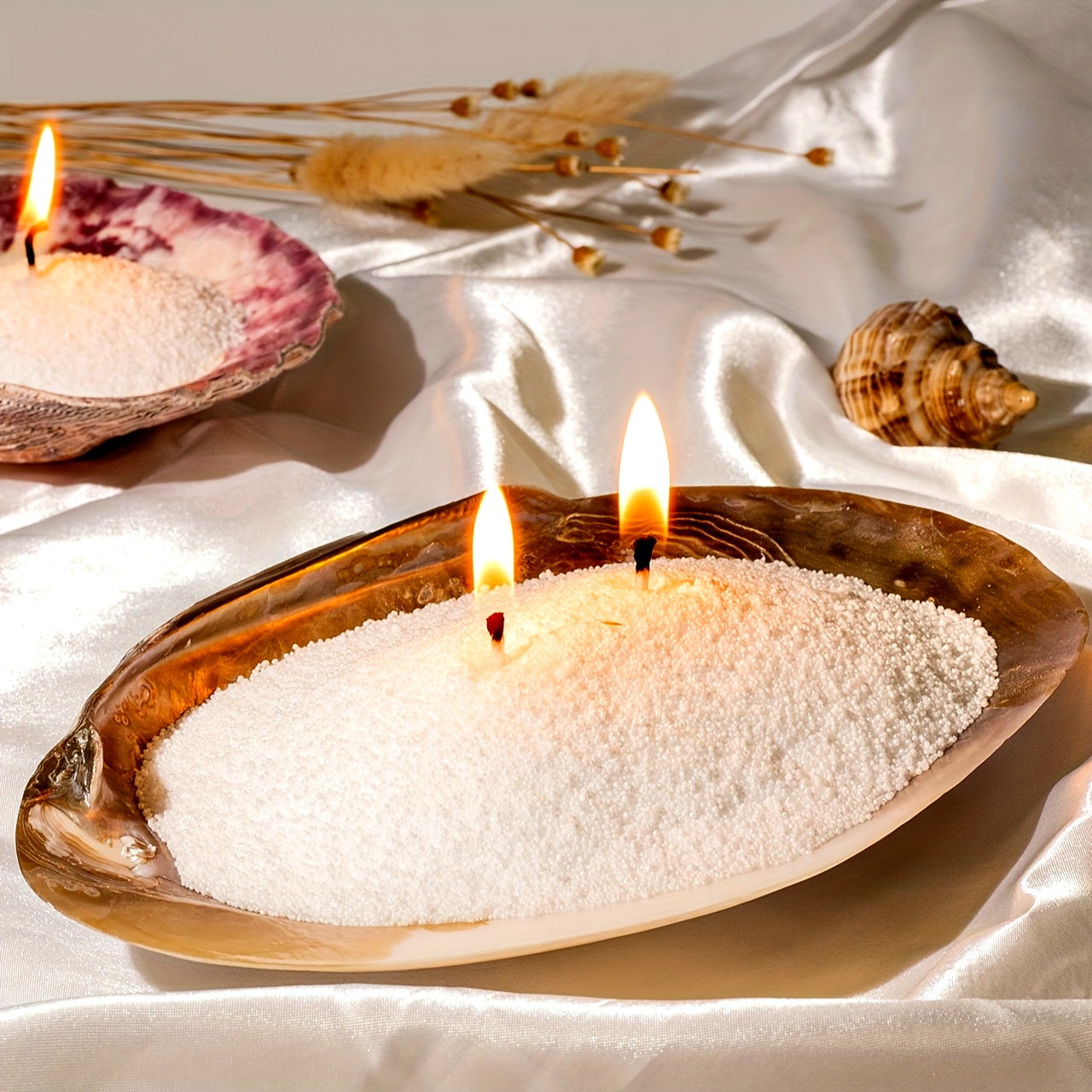 Fragrant Pearl Candles - Vanilla Series Candle Set: 18 Ounces of Palm Wax with a Glass Candle Holder, Long-Lasting Pearl White Candles, Floating, Refillable with 30 Wax Candle Wicks, Scented with Vanilla And Sandalwood